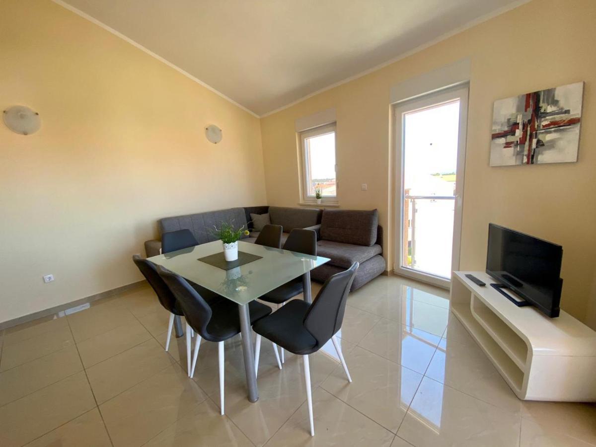 Apartmán Atrium Novalja Exteriér fotografie