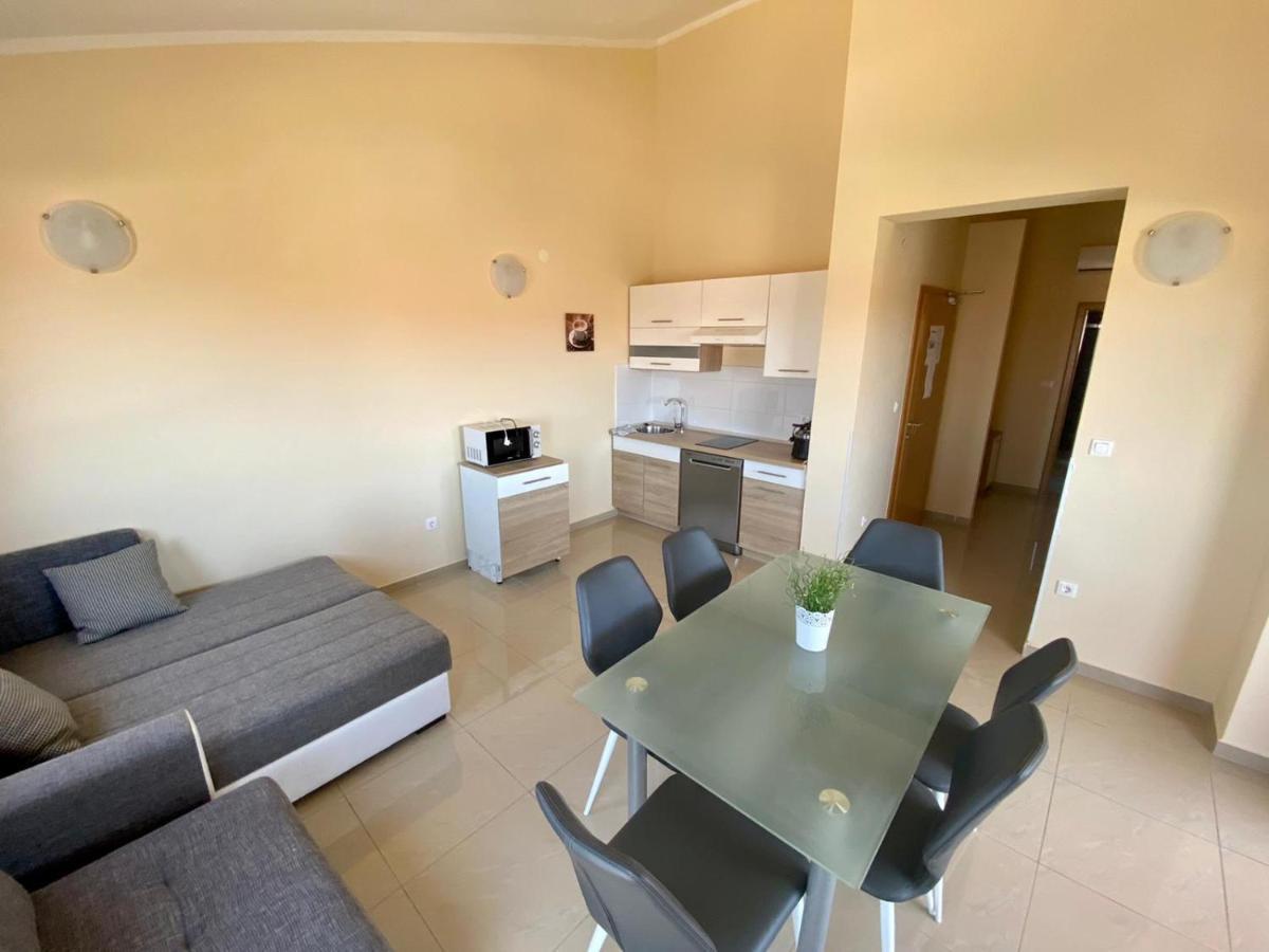 Apartmán Atrium Novalja Exteriér fotografie