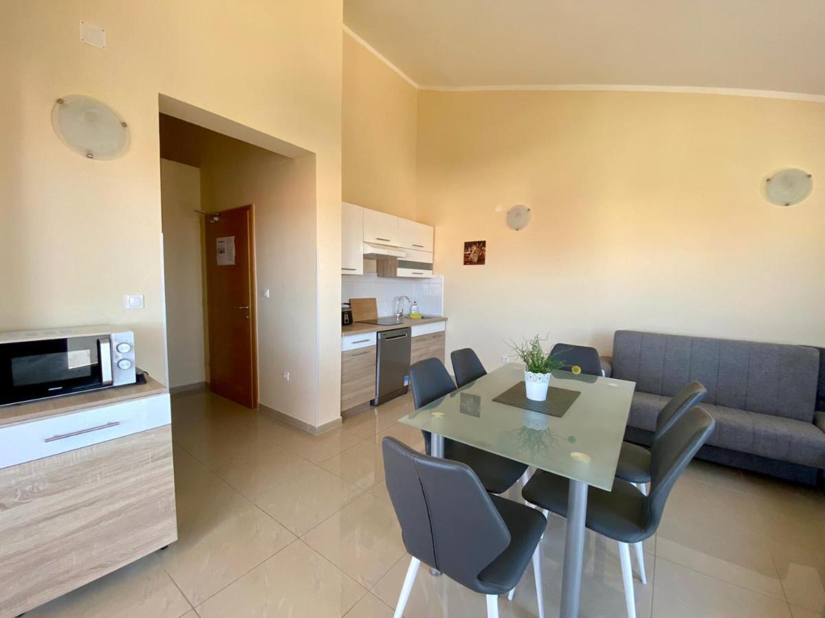 Apartmán Atrium Novalja Exteriér fotografie