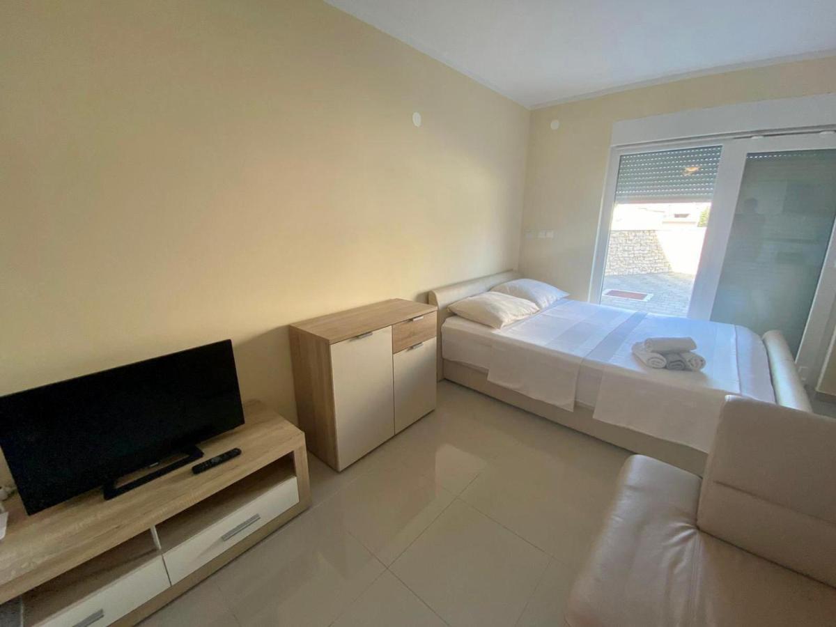 Apartmán Atrium Novalja Exteriér fotografie
